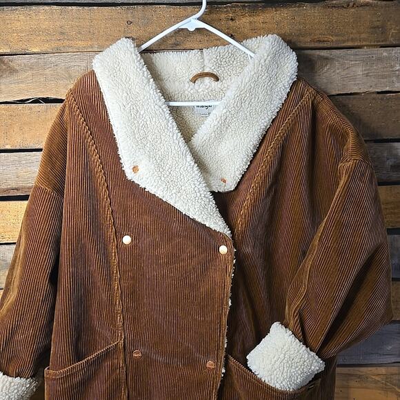 Wrangler Jackets & Blazers - Wrangler Corduroy Ranch Coat Women's Large Sherpa Lined